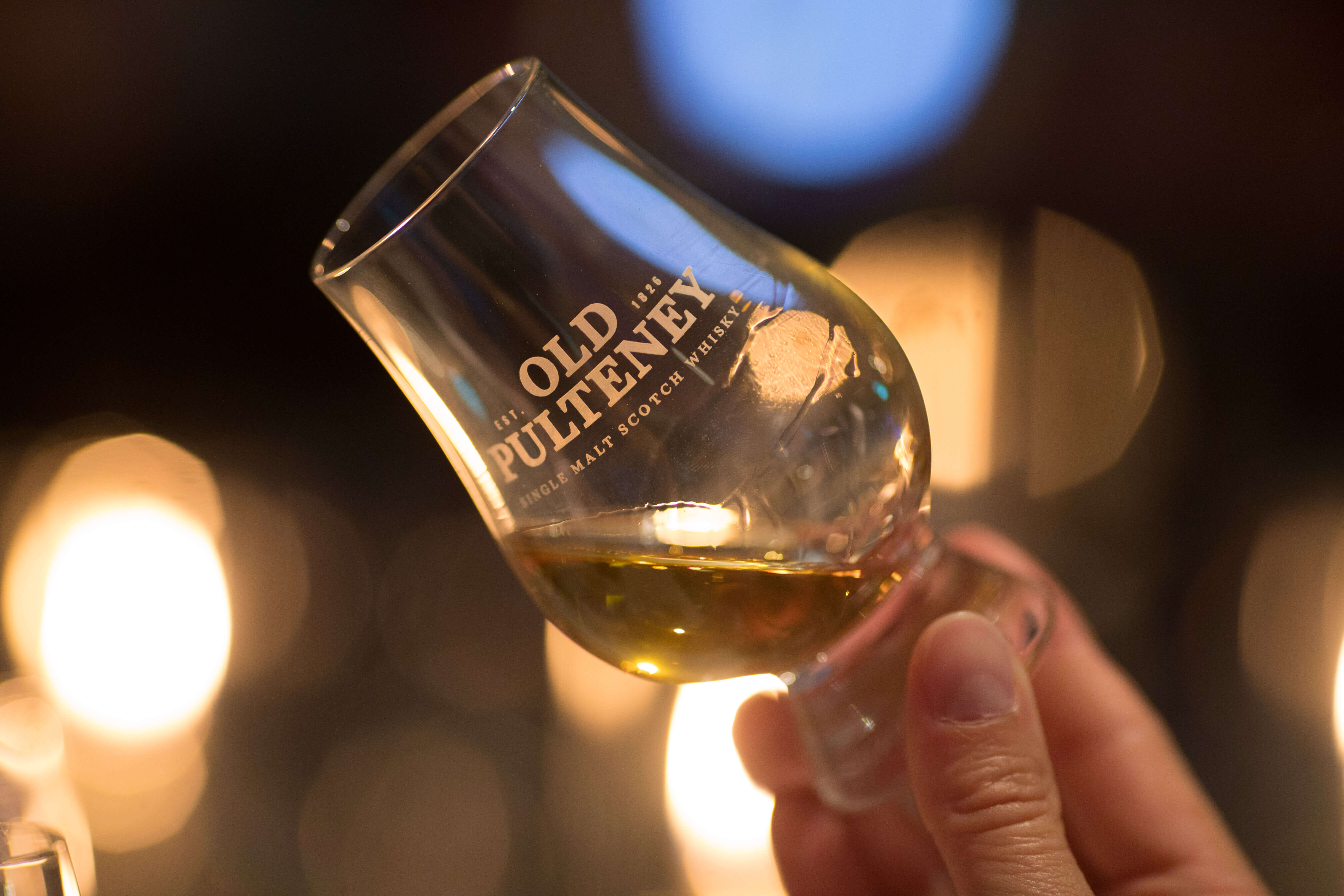 New Traveller Exclusive Whiskies Join Old Pulteney’s Fleet